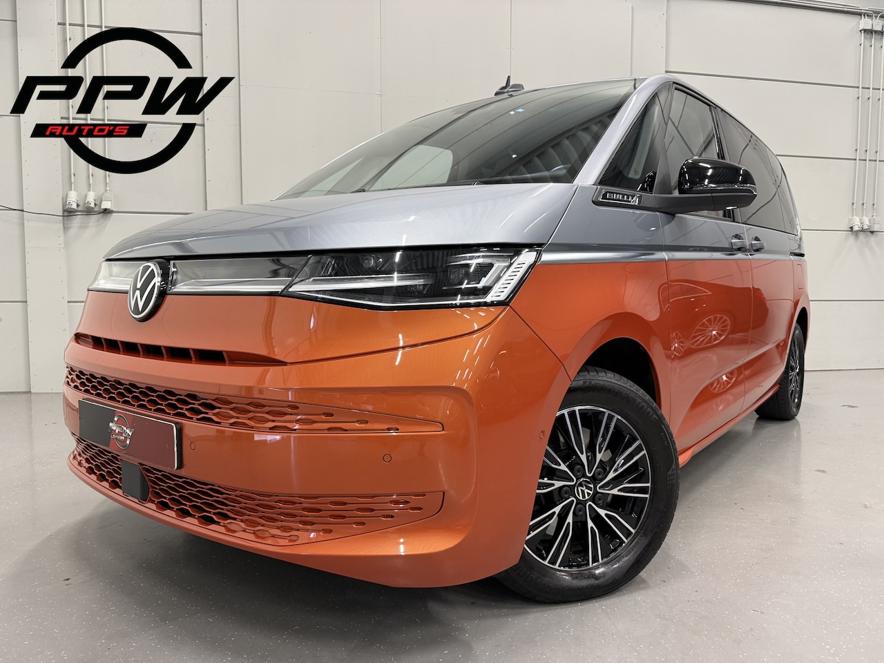Volkswagen Multivan - 1.4 eHybrid BULLI 7p. HEAD-UP/IQ-LIGHT/LEER-ALCANTARA/SFEER/KEYLESS/ELECTR.SCHUIFDEUREN/CA - AutoWereld.nl