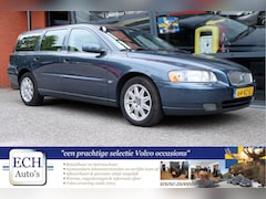 Volvo V70 - 2.4 140 pk Aut. Edition II, Volvo-dealer onderhouden, Trekhaak
