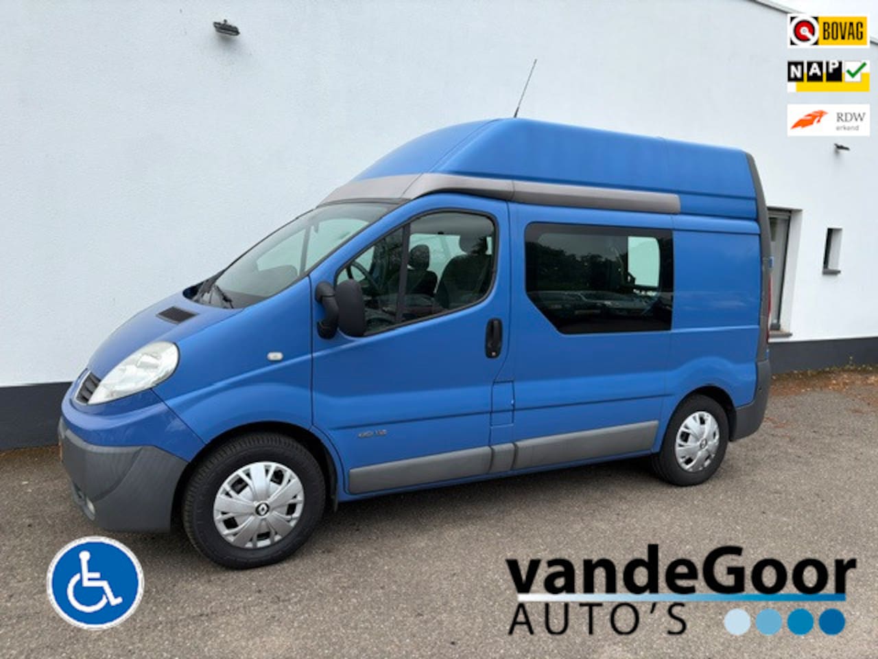 Renault Trafic - 2.0 dCi T29 L1H2 2.0 dCi T29 L1H2, '13, aut., airco, cruise, srtandkachel, in keurige staat ! - AutoWereld.nl