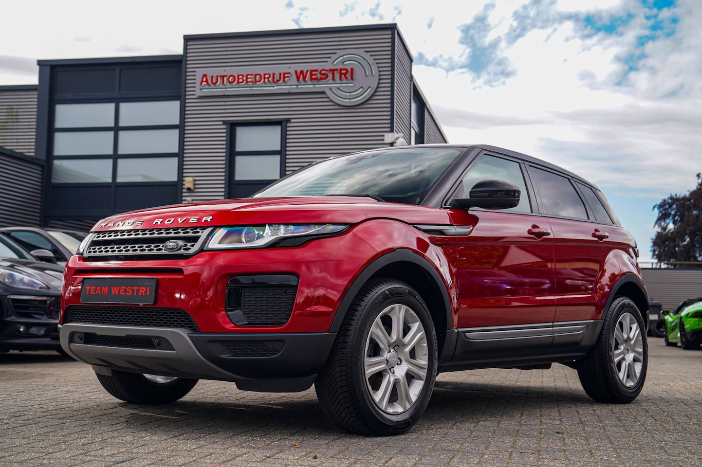 Land Rover Range Rover Evoque - 2.0 eD4 SE | Stuurwiel verwarming | Stoelverwarming | Glazen panorama | Camera - AutoWereld.nl