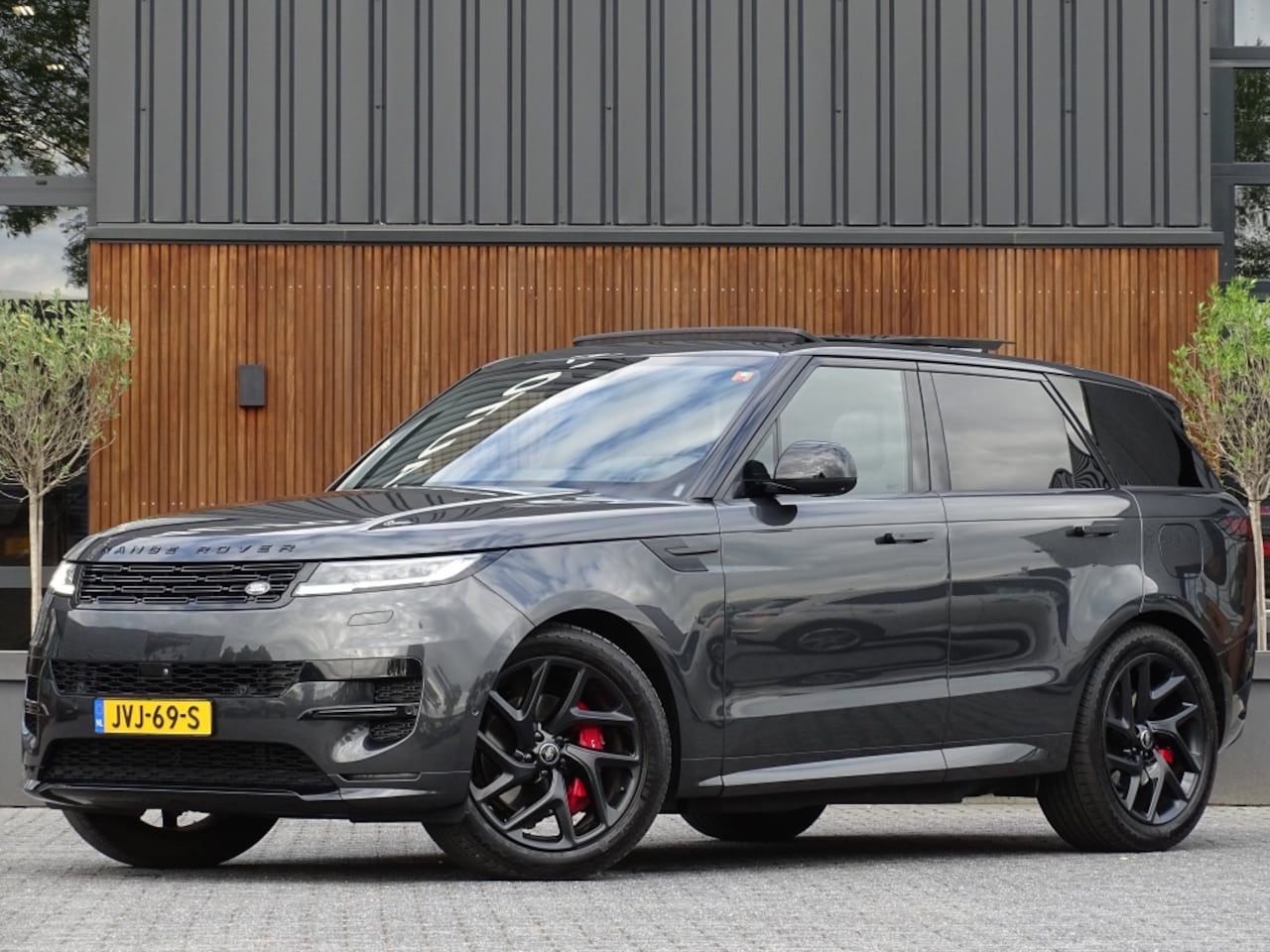 Land Rover Range Rover Sport - P460e R-Dynamic HSE / Meridian / 2025 / 360° - AutoWereld.nl