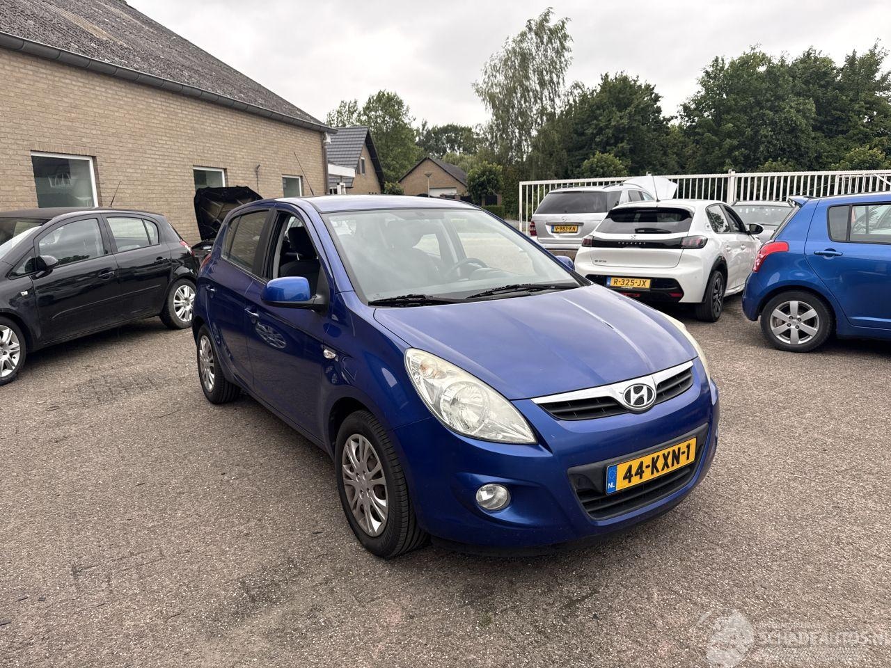 Hyundai i20 - I-20 1.2i Dynamic - AutoWereld.nl