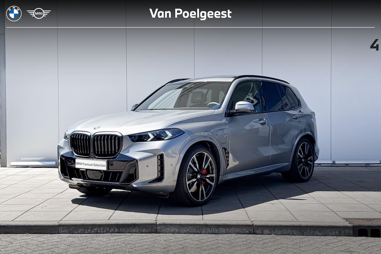 BMW X5 - xDrive50e M-Sport Pro / 22 inch / Glazen schuifdak / Harman Kardon Audio / Uitgebreid lede - AutoWereld.nl