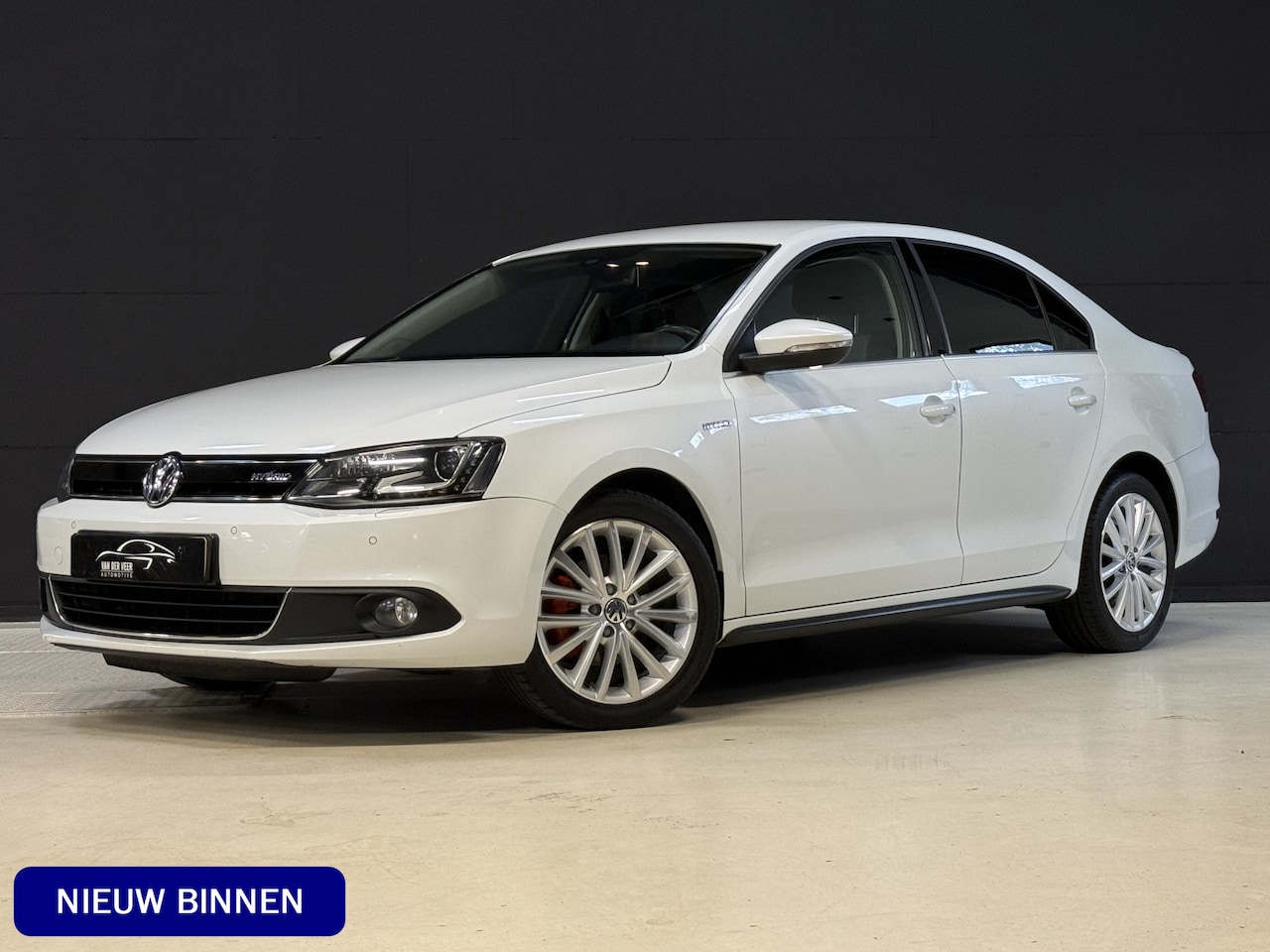 Volkswagen Jetta - 1.4 TSI Hybrid Highline | Xenon | LED | Stoelverwarming - AutoWereld.nl