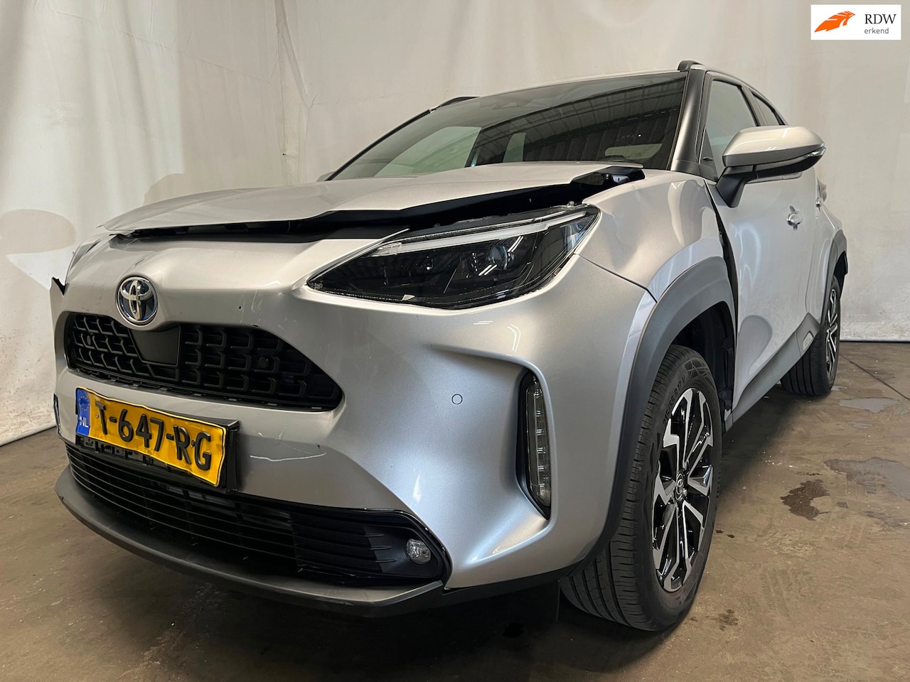 Toyota Yaris Cross - 1.5 Hybrid Dynamic - BPM - Achter schade - Schade - AutoWereld.nl