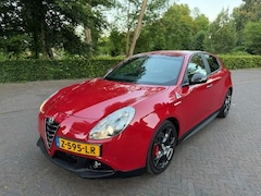Alfa Romeo Giulietta - 1.7TBI 241PK Quadrifoglio Verde Nr306 Launch Edition/Carbon/Xenon/Bose