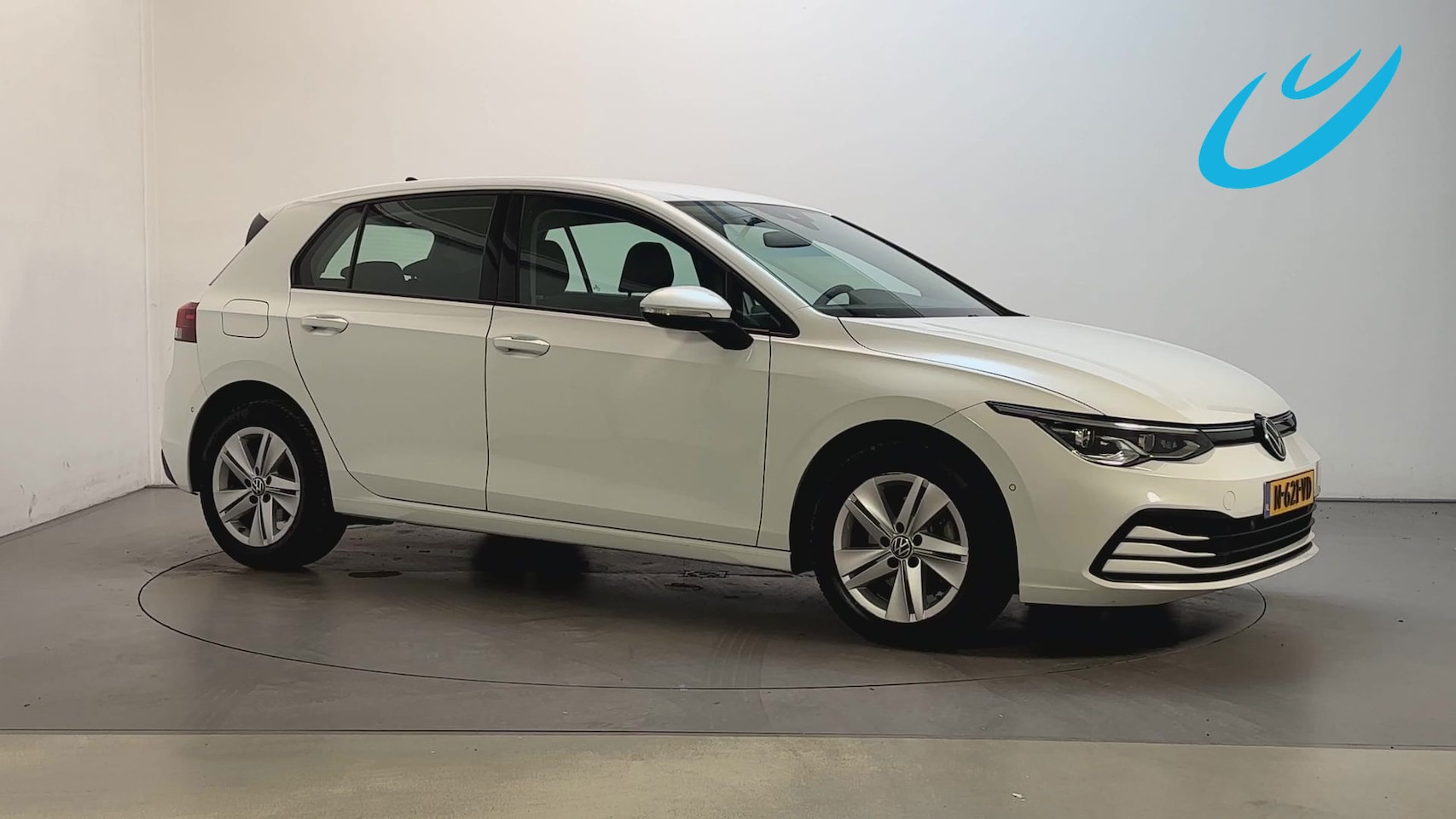 Volkswagen Golf - 1.5 TSI Life Business Alcantara LED Sfeerverlichting Parkeersensoren - AutoWereld.nl