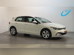 Volkswagen Golf - 1.5 TSI Life Business Alcantara LED Sfeerverlichting Parkeersensoren