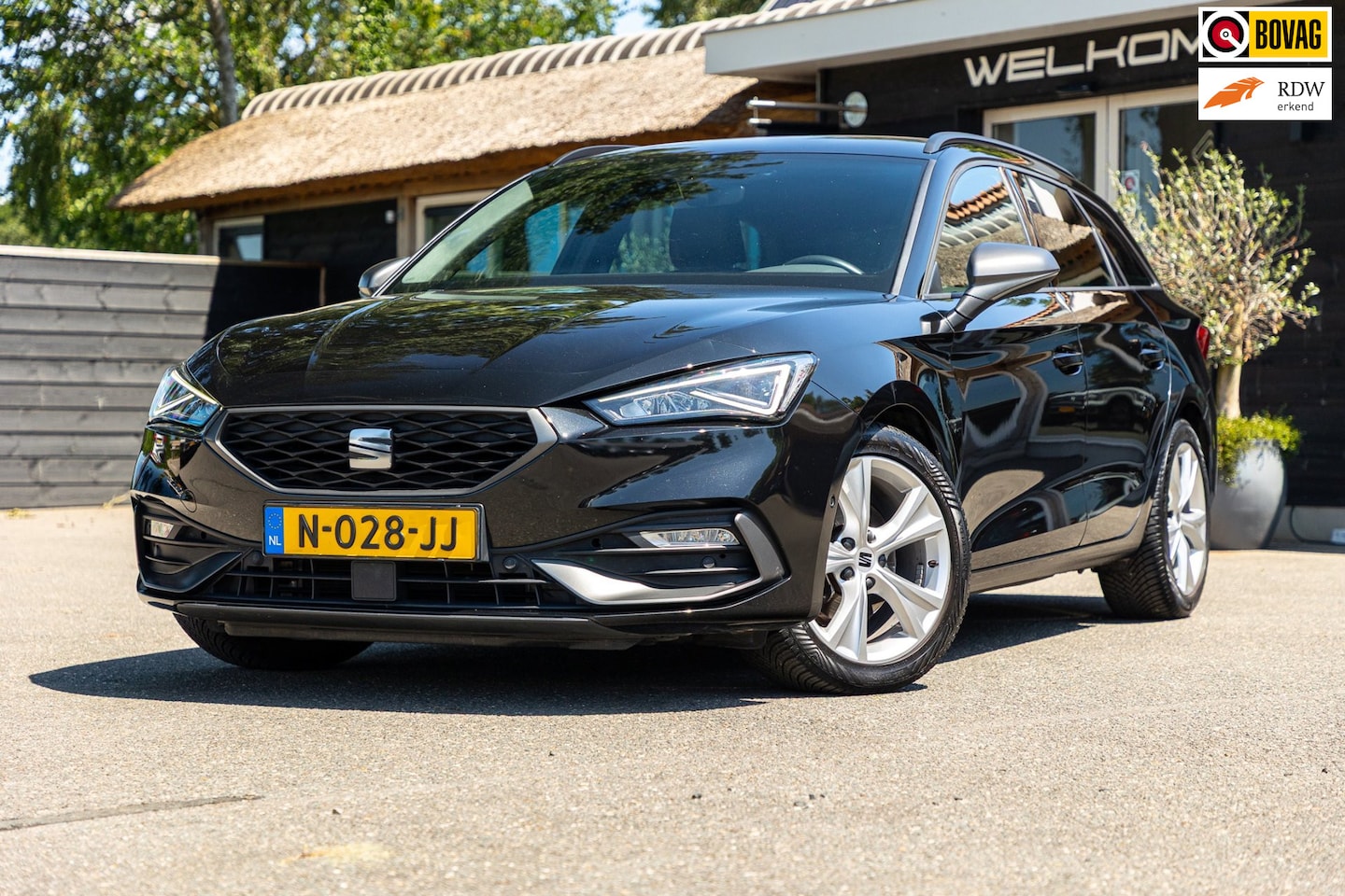 SEAT Leon Sportstourer - 1.5 eTSI FR Business Intense 1.5 eTSI FR Business Intense - AutoWereld.nl