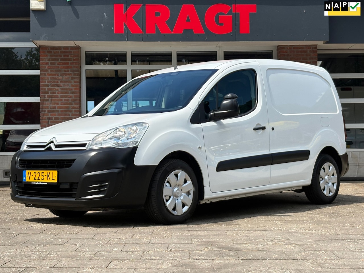 Citroën Berlingo - 1.6 BlueHDI|NAP|Automaat|EURO6|airco|cruise|parkeersensoren achter|elektrisch pakket - AutoWereld.nl