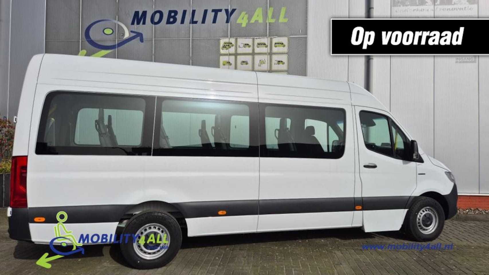 Mercedes-Benz eSprinter - ROLSTOELBUS / 4250kg / B-rijbewijs / grootste accu / snelladen - AutoWereld.nl