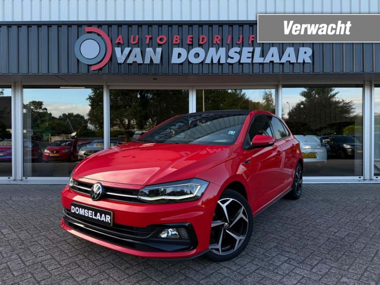 Volkswagen Polo - 1.0 TSI Highline Business R - NL Auto Pano R-Line Int. Ext. Carplay - AutoWereld.nl