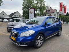 Suzuki SX4 S-Cross - 1.6 EXCLUSIVE AUTOMAAT / NAVI / STOELVERW. / CAMERA / TREKHAAK / KEYLESS / 17'' LM-VELGEN