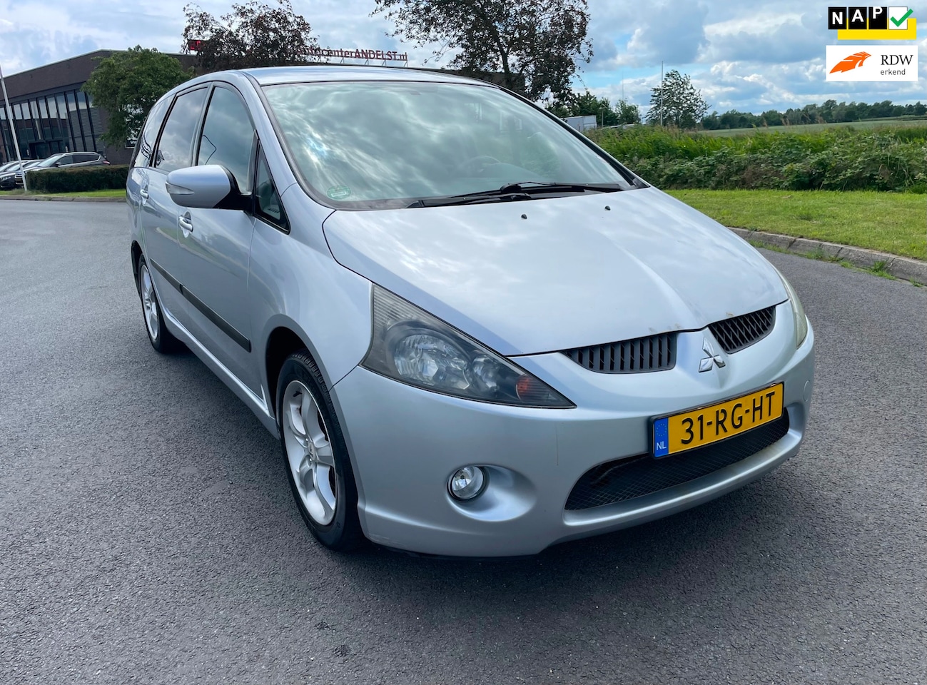 Mitsubishi Grandis - 2.4-16V Intense 6p. 2.4-16V Intense 6p., Aut, Trekhaak, Cruise/Climate control, Elektr rmn, Pdc, Radio CD spel - AutoWereld.nl