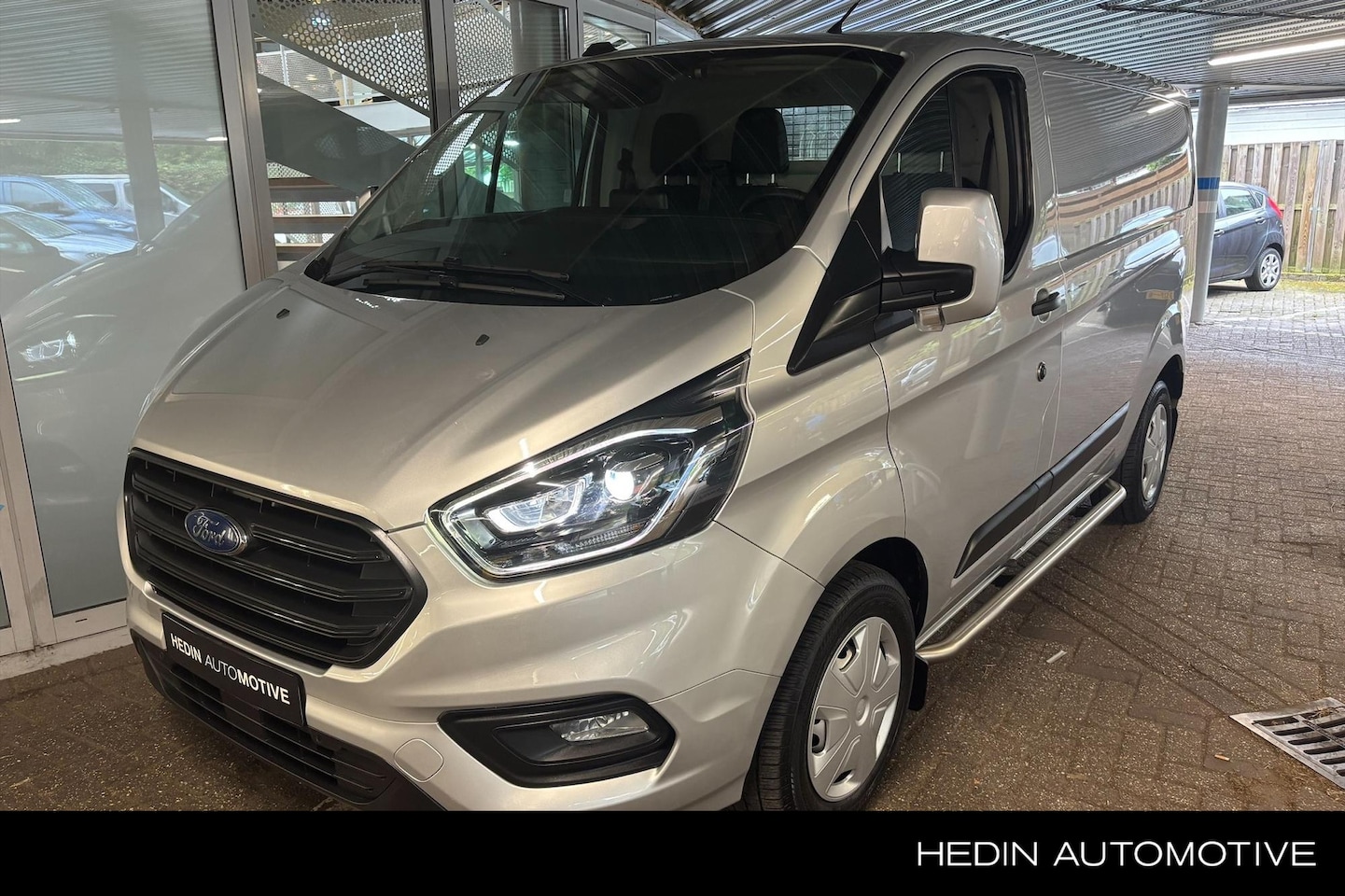 Ford Transit Custom - 280 2.0 TDCI L1H1 Trend 130 pk Automaat Full Options incl inrichting - AutoWereld.nl