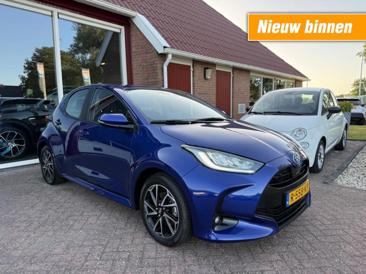 Toyota Yaris - 1.5 HYBRIDE DYNAMIC Orig. NL/Camera/Climate Control - AutoWereld.nl