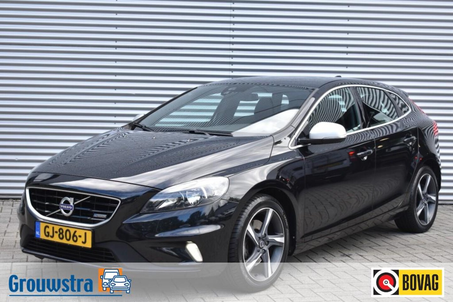 Volvo V40 - 1.6 T3 R-DESIGN / AFN. HAAK - AutoWereld.nl