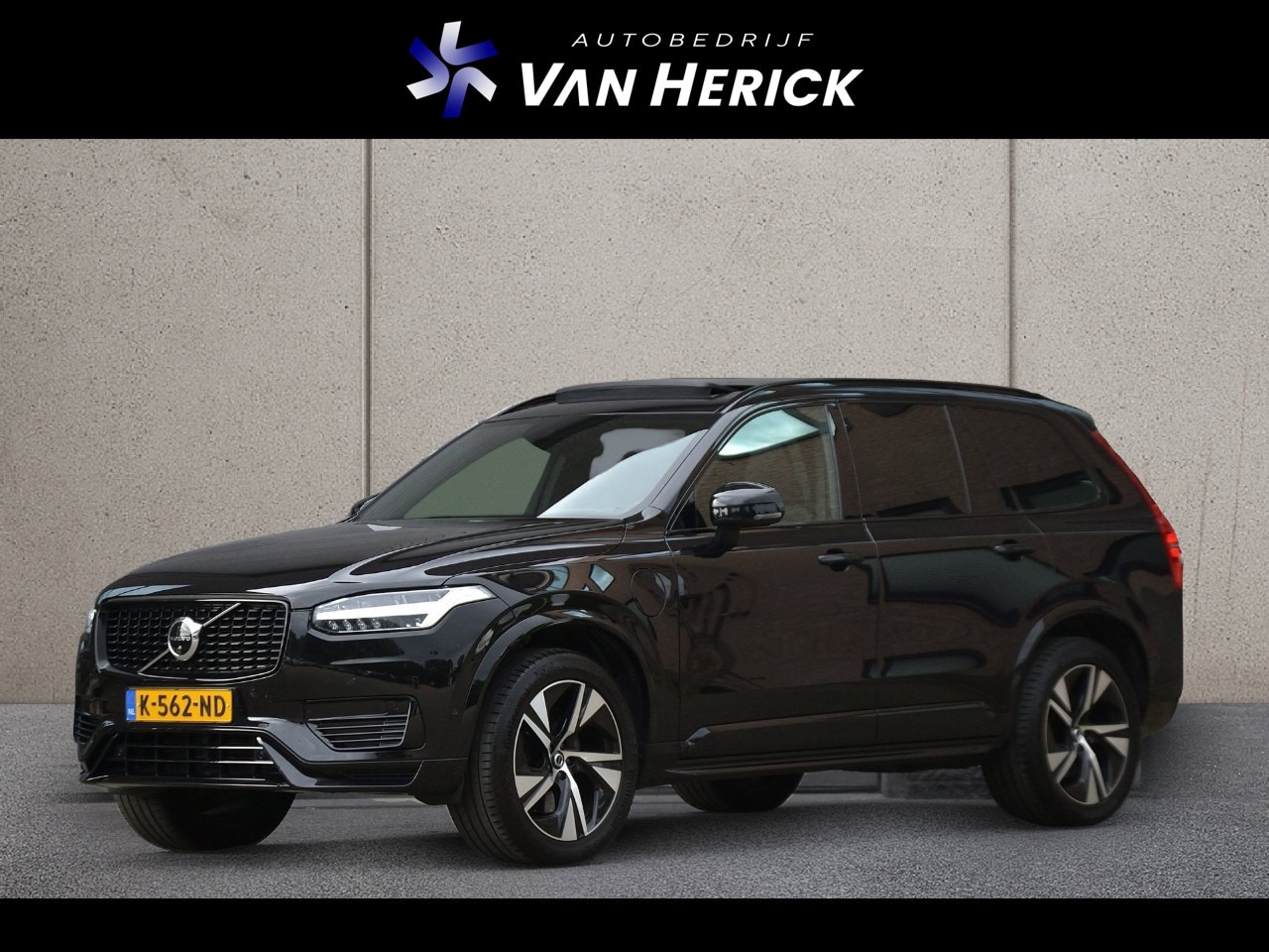 Volvo XC90 - 2.0 T8 Recharge AWD R-Design | Panoramadak | Winterpakket PRO | Head-up | 360 Camera - AutoWereld.nl
