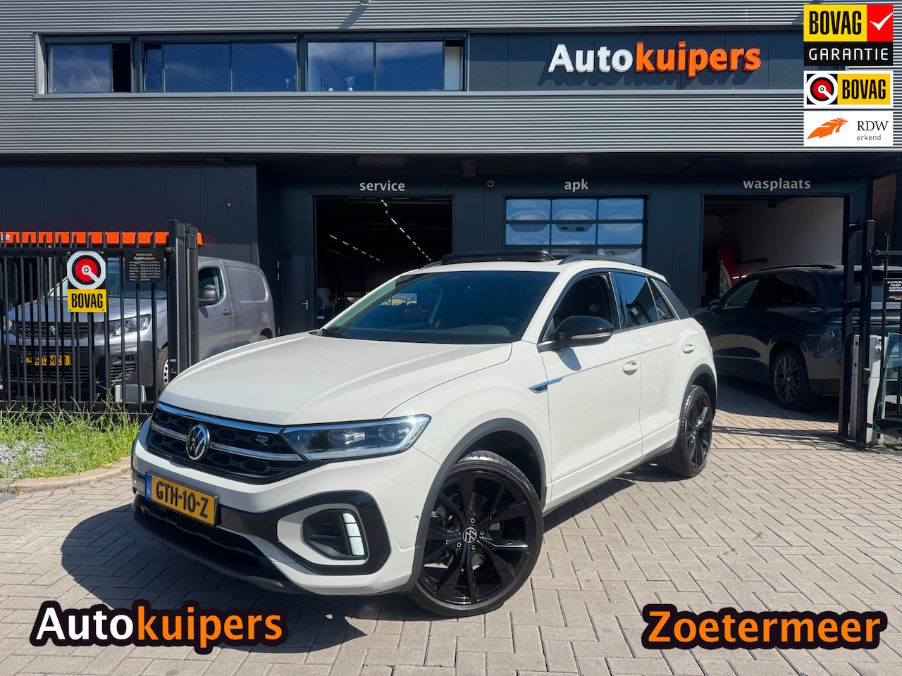 Volkswagen T-Roc - 1.5 TSI R-Line Business | Met o.a. panoramadak, R-line interieur, elektrische achterklep e - AutoWereld.nl