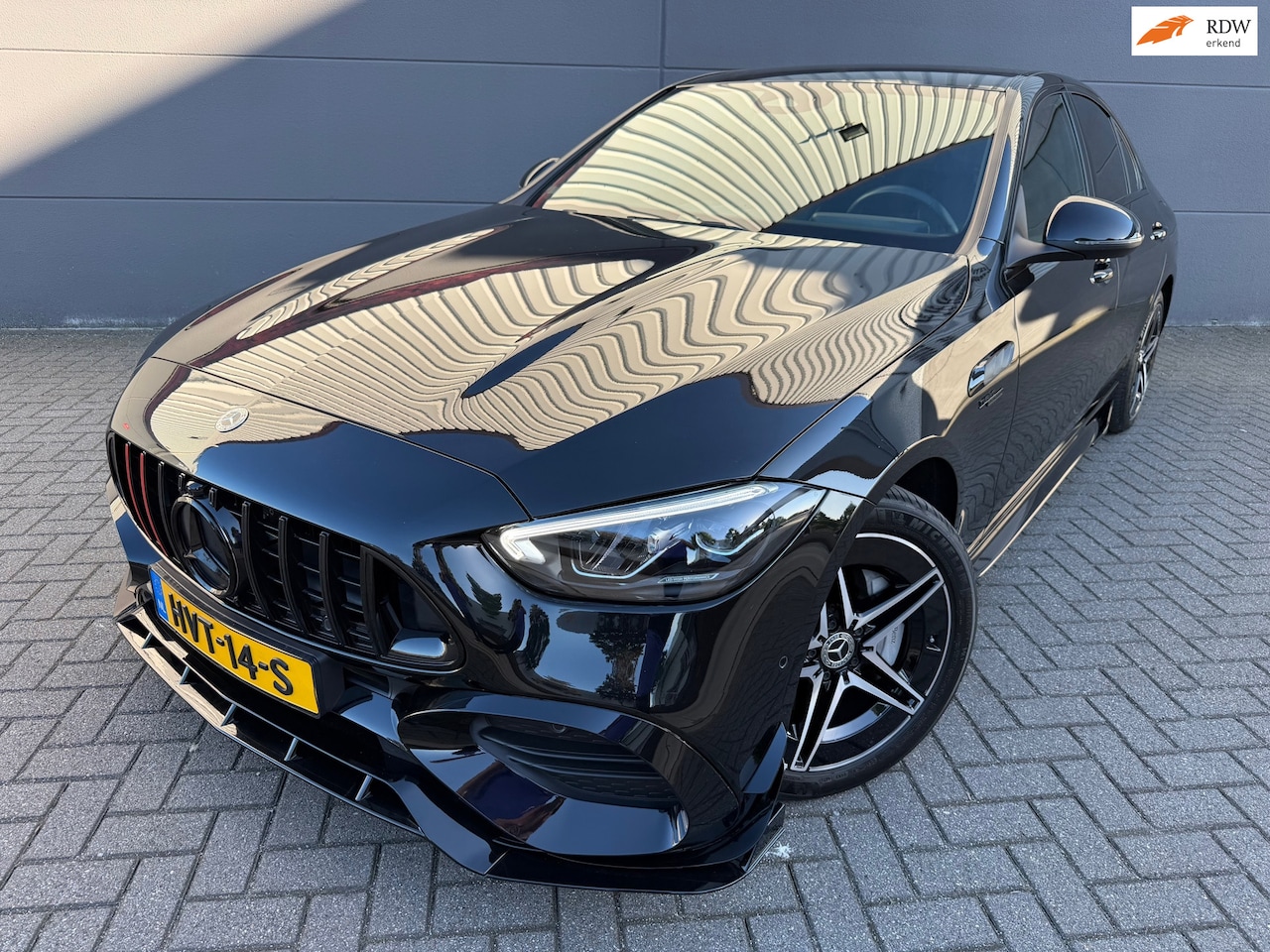 Mercedes-Benz C-klasse - 300 e Business AMG-Line*1eEigenaar*CarPlay-NAVI*APK-2028*top Optie - AutoWereld.nl