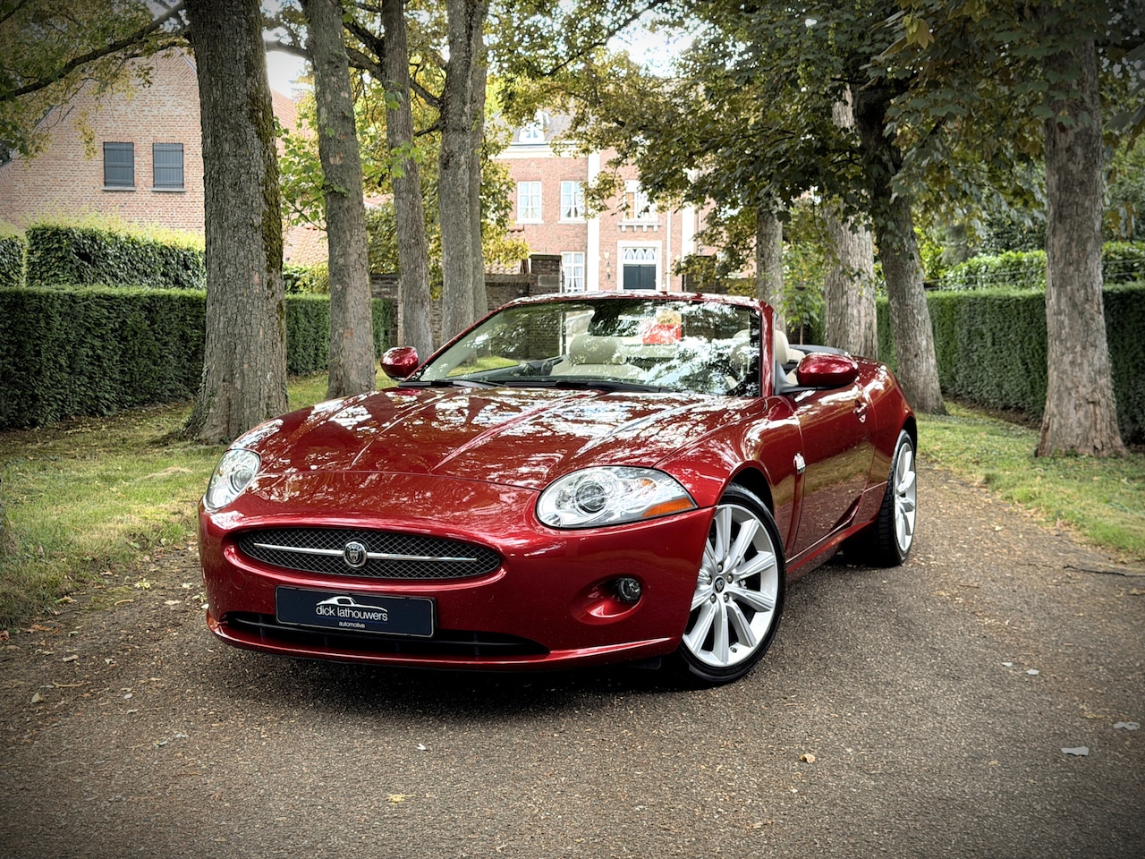Jaguar XK - 4.2 V8 Convertible / 87.000KM / BEAUTY / BEIGE SOFTTOP - AutoWereld.nl