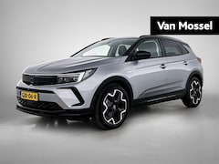 Opel Grandland - 1.2 Turbo Hybrid Lage Kilometerstand | Lederen bekleding | Trekhaak | Stoelverwarming en S