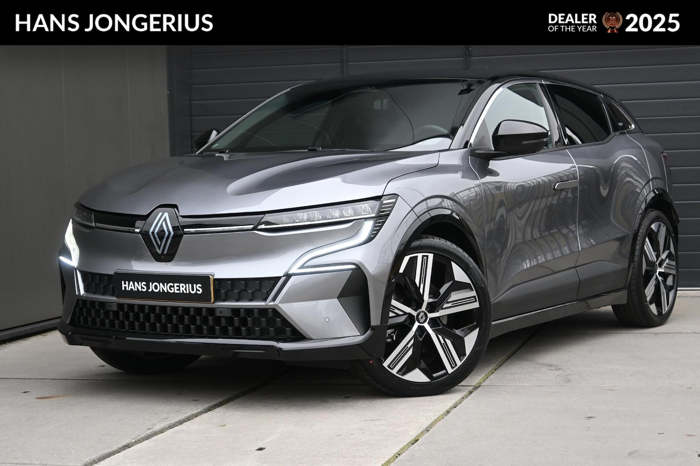 Renault Mégane E-Tech - comfort range iconic 60 kWh | HARMAN/KARDON | 360 CAMERA | STUUR/STOELVERWARMING | LEDER | - AutoWereld.nl