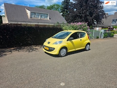 Peugeot 107 - 1.0-12V XR