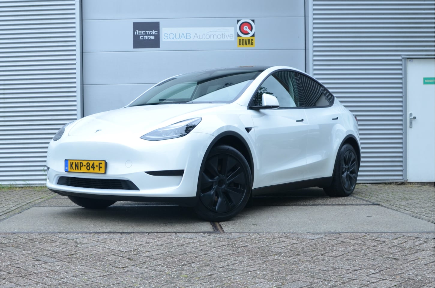 Tesla Model Y - RWD 58 kWh Premium, AutoPilot4.0 Ryzen (FSD 99,- per maand) - AutoWereld.nl