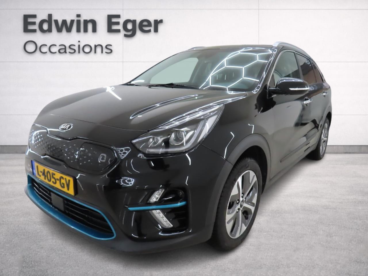 Kia e-Niro - DynamicPlusLine 64 kWh | SOH 100% | 3 Fase laden | Schuif/kanteldak | Half Leder | Andriod - AutoWereld.nl