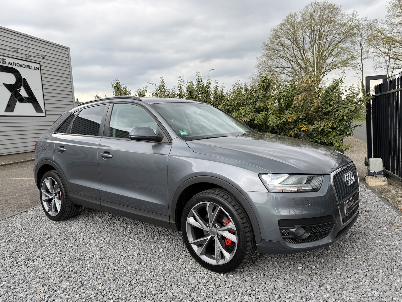 Audi Q3 - 1.4 TFSI S-Tronic 150PK CoD Navi|Cruis|PDC|LED Antraciet! - AutoWereld.nl