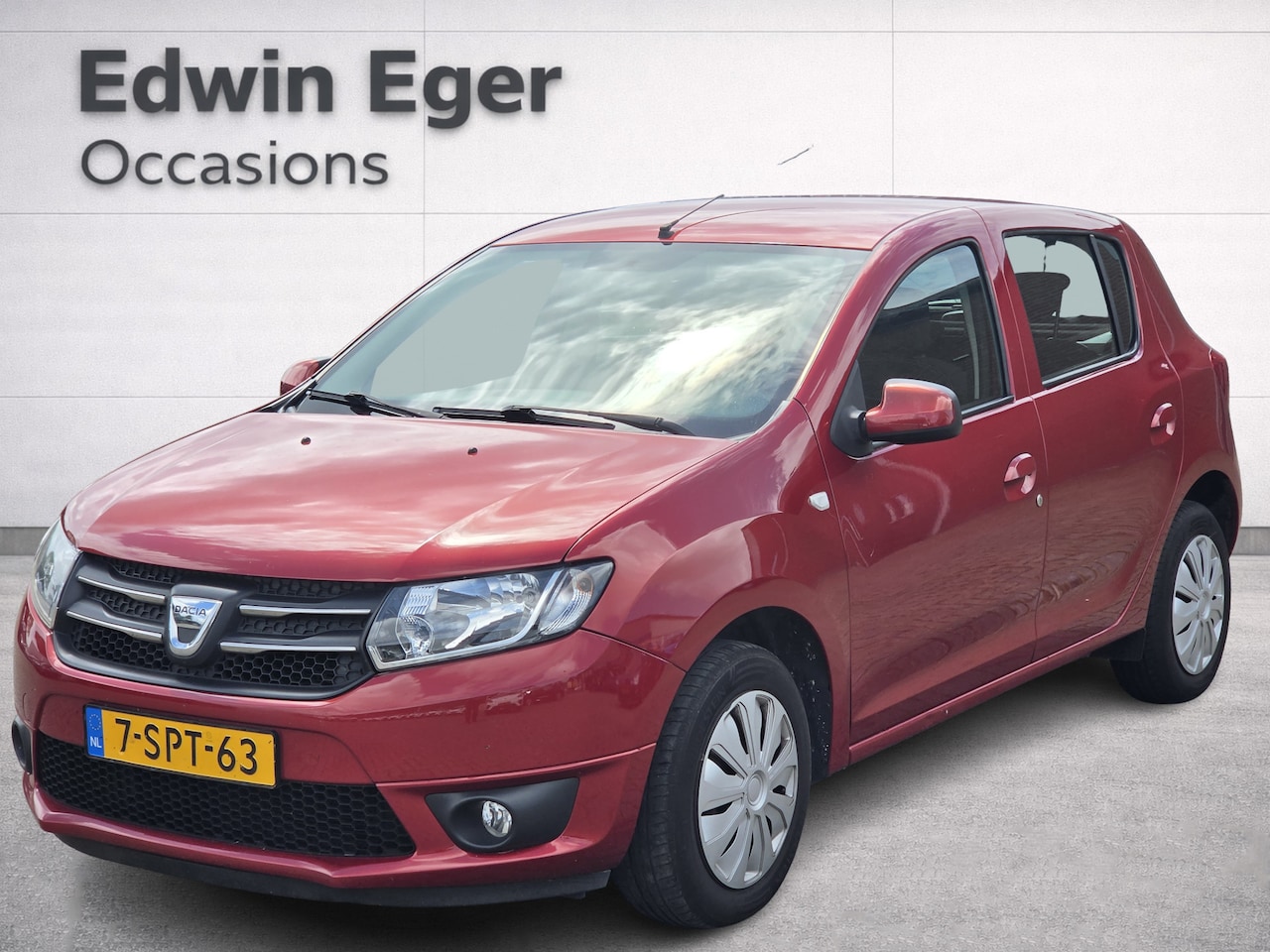 Dacia Sandero - 0.9 TCe Lauréate | Navi | Bleutooth | Airco - AutoWereld.nl