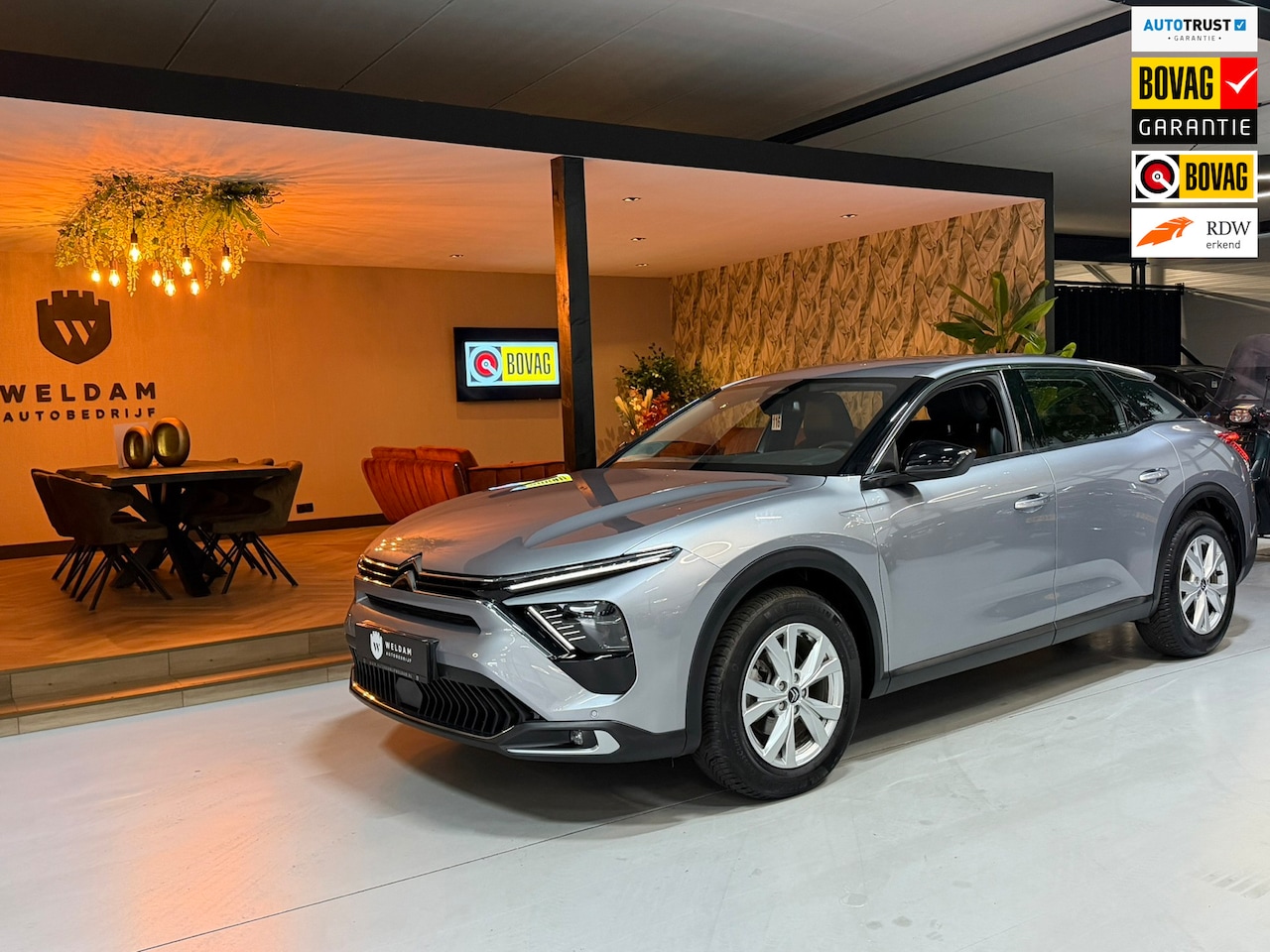 Citroën C5 X - 1.2 Feel |Trekhaak|Dealer Onderhouden|Allseason|CarPlay|2023|LED|Navi|Airco|PDC|Rijklaar - AutoWereld.nl