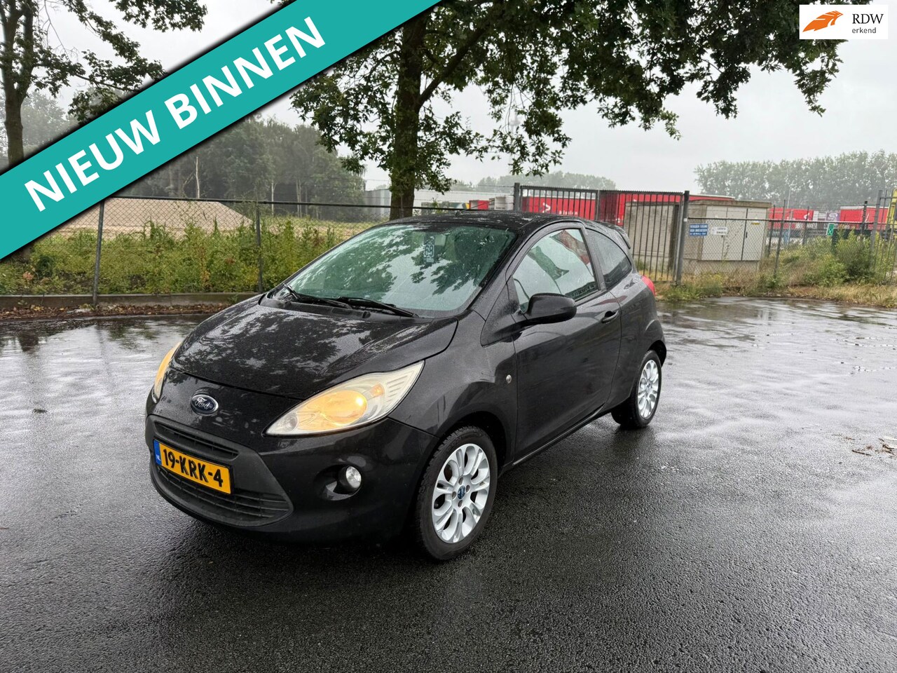 Ford Ka - 1.2 Titanium LEUKE AUTO RIJDT EN SCHAKELT GOED - AutoWereld.nl