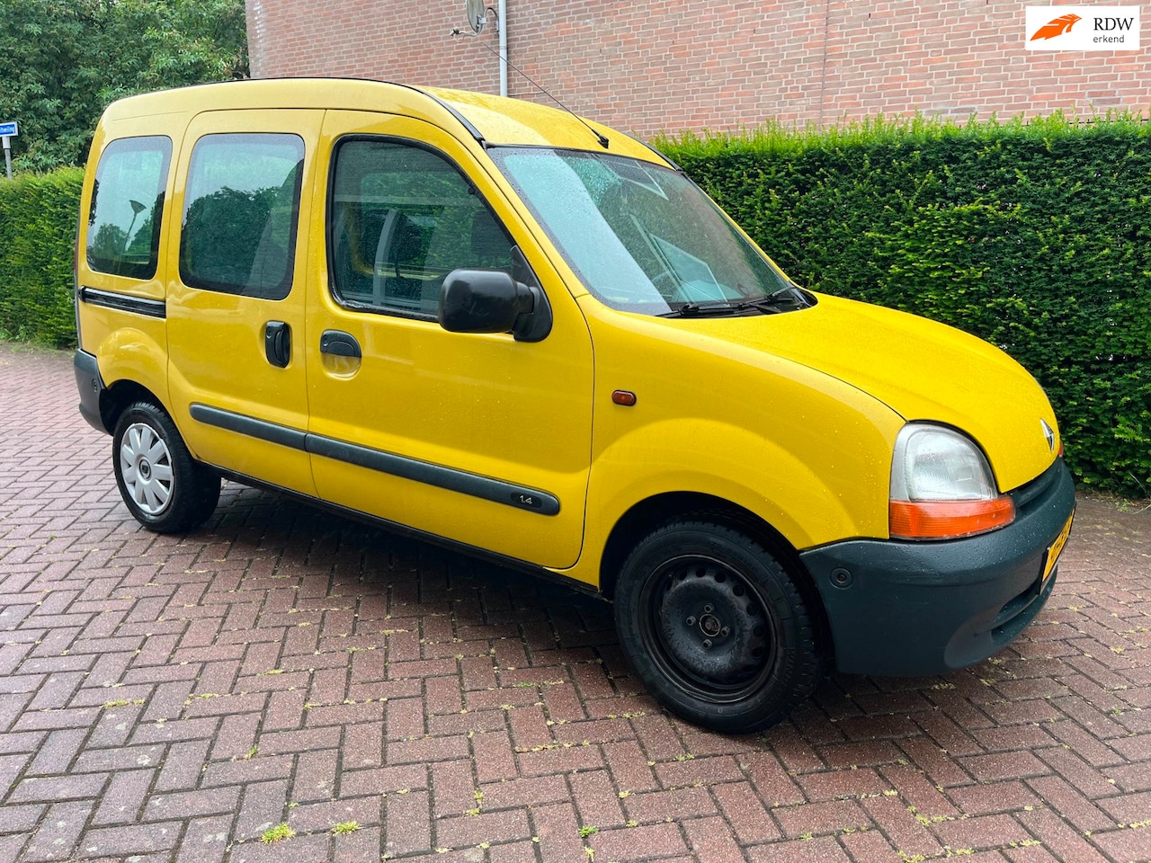 Renault Kangoo - 1.4 RTE|ROLSTOELBUS | SCOOTMOBIEL BUS| INVALIDE VOERTUIG| LIER| - AutoWereld.nl