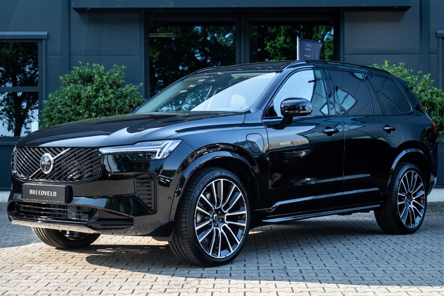 Volvo XC90 - 2.0 T8 Plug-in hybrid AWD Ultra Dark Exec. Ed. 2.0 T8 Plug-in hybrid AWD Ultra Dark Exec. Ed. - AutoWereld.nl