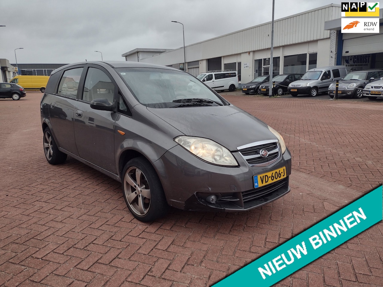 Landwind CV9 - AutoWereld.nl