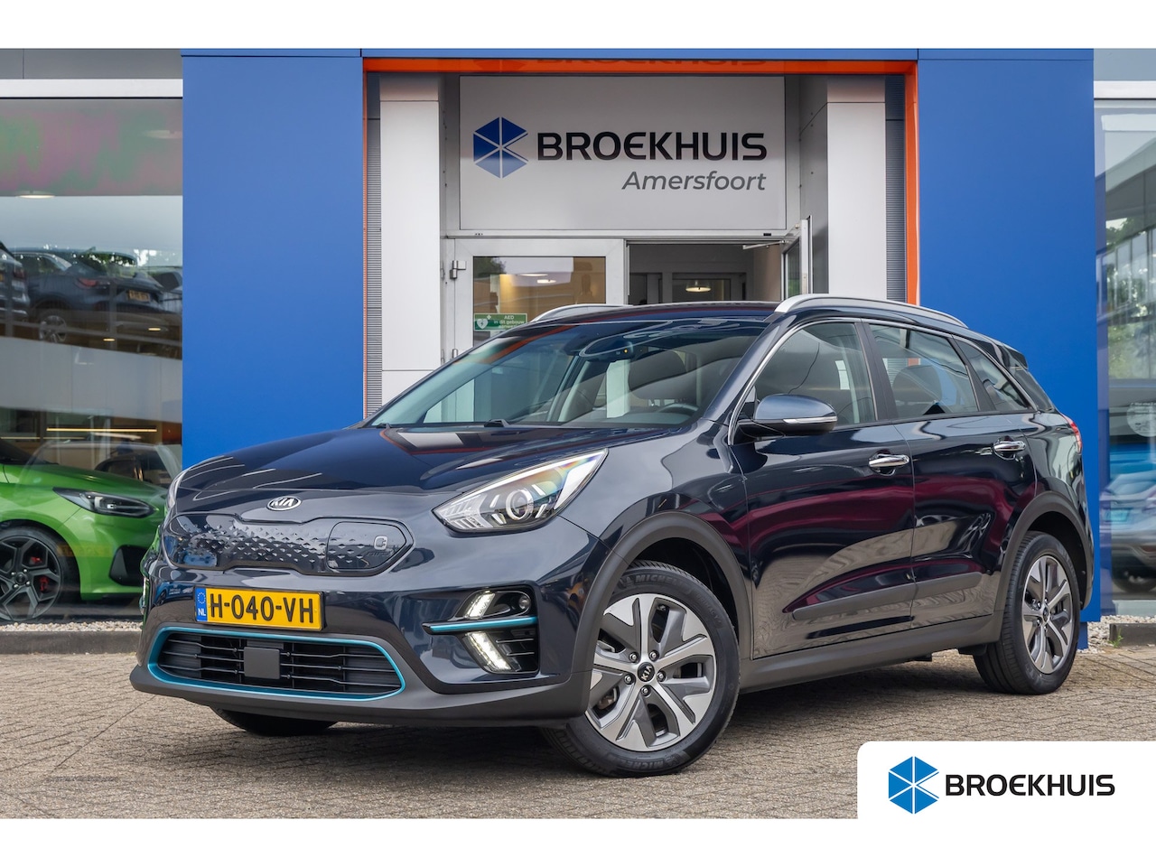 Kia e-Niro - DynamicLine 64 kWh | Cruise adaptief | Camera | Stuur+stoel verwarming | Navi | Keyless | - AutoWereld.nl