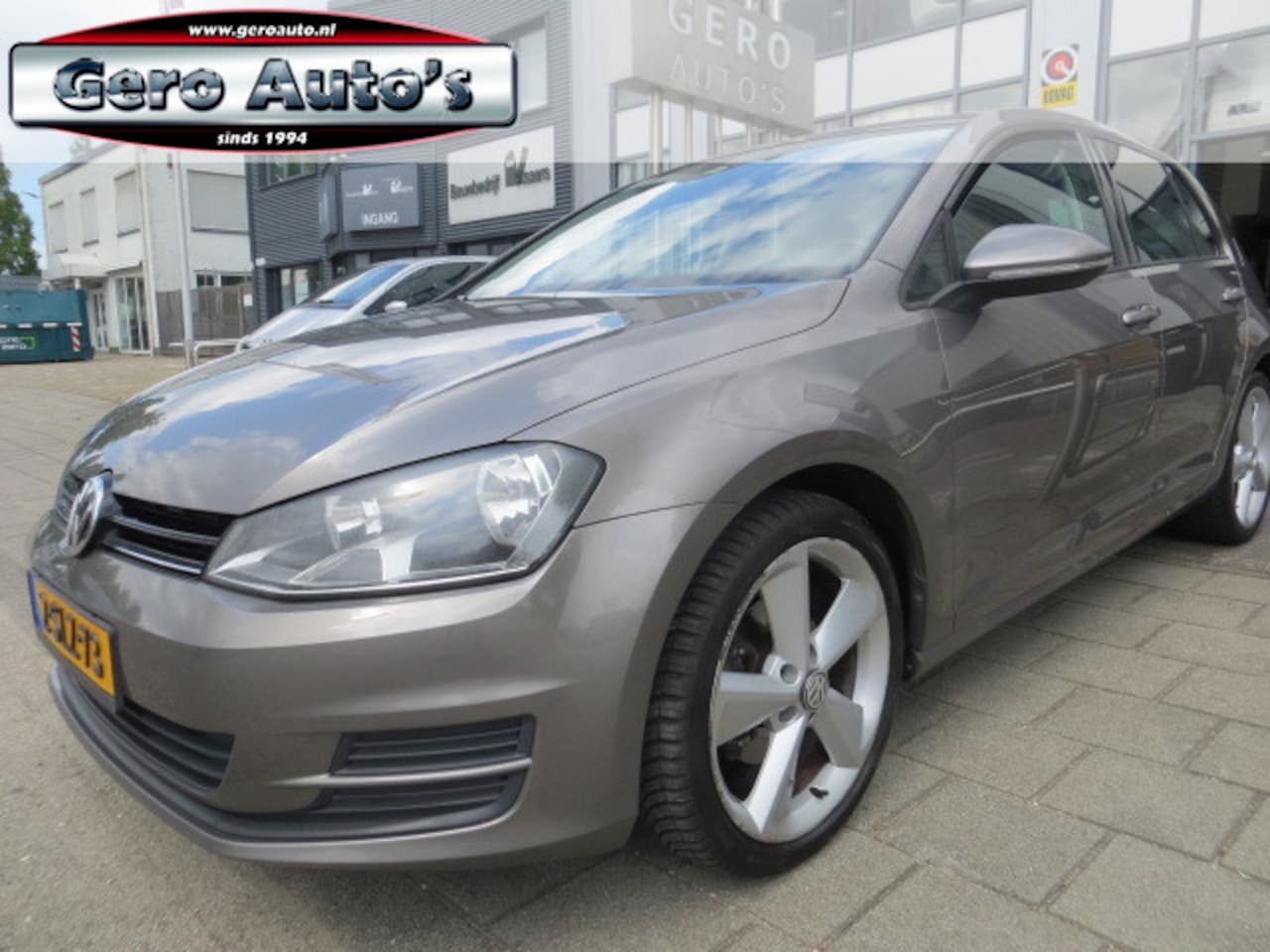 Volkswagen Golf - 1.2 TSI Trendline 1.2 TSI Trendline 5 drs ,nl-auto airco trekhaak - AutoWereld.nl