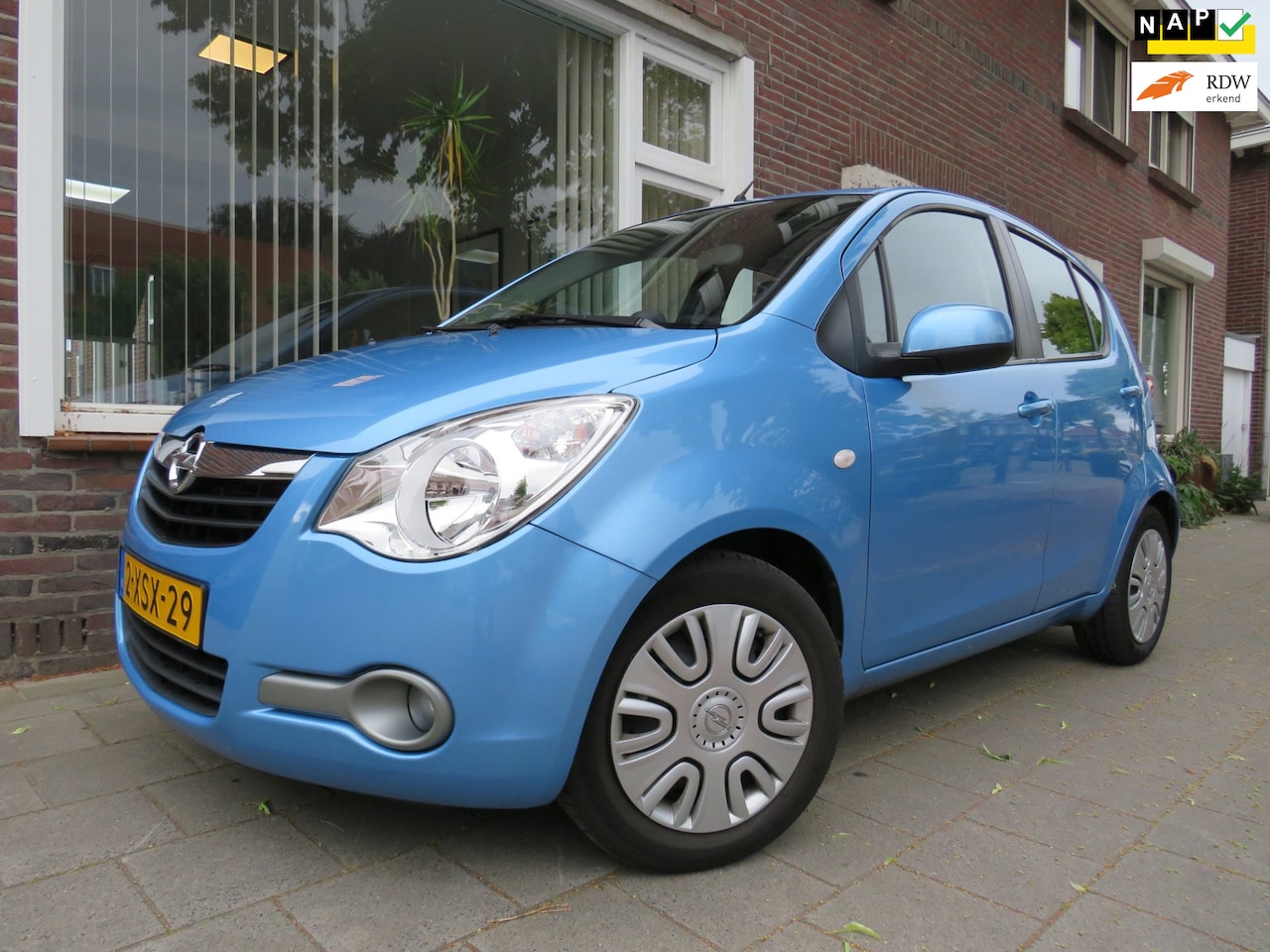 Opel Agila - 1.2 Edition 37 D Km. Eerste eigenaar trekhaak airco - AutoWereld.nl