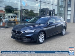 SEAT Leon - 1.0 eTSI 110pk DSG-7 Style | Trekhaak wegklapbaar