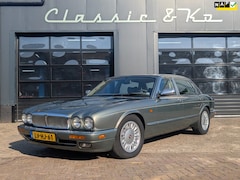 Daimler Double Six - 6.0 V12