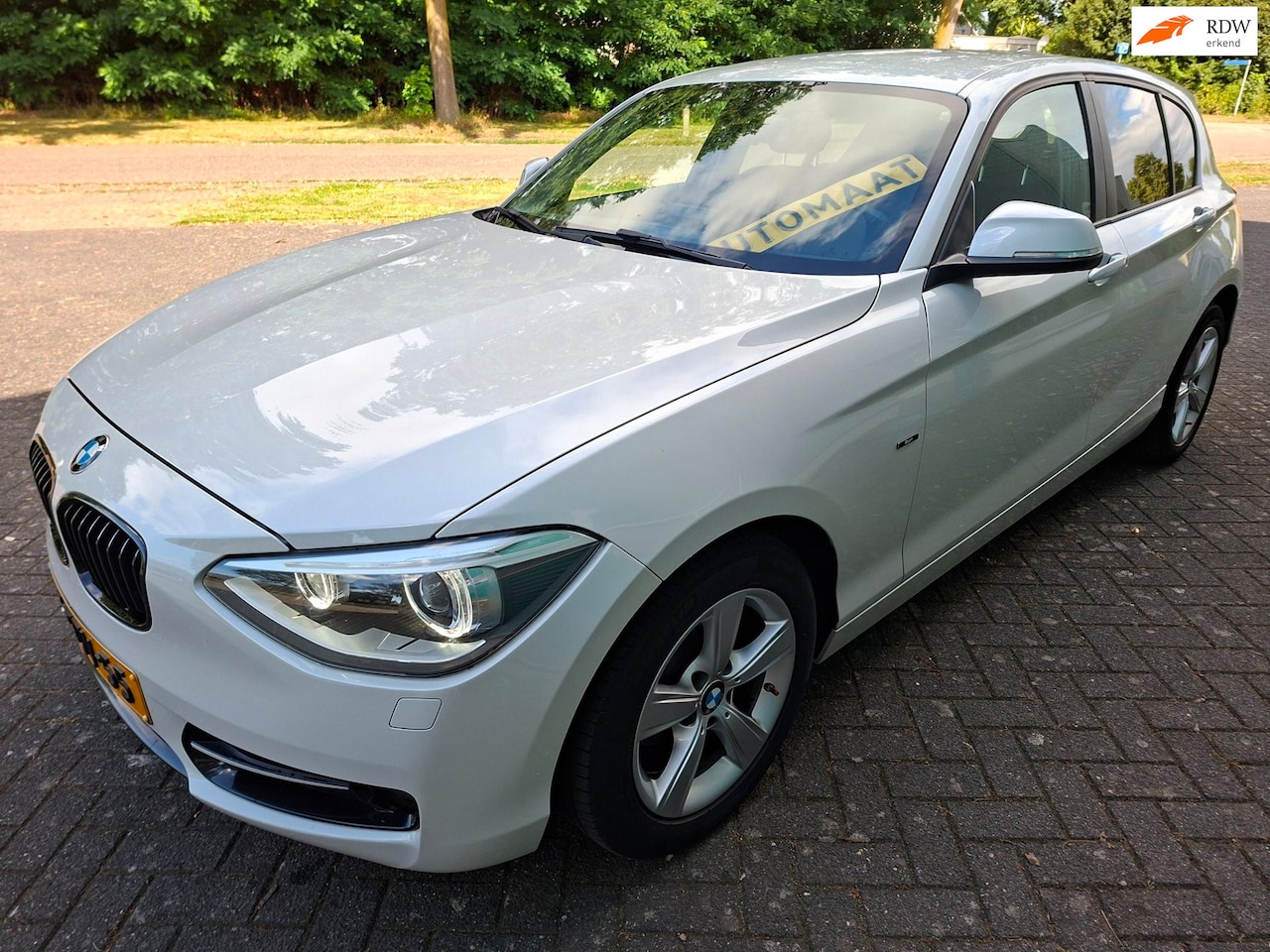 BMW 1-serie - 116i Executive heel mooi automaat - AutoWereld.nl