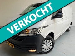 Volkswagen Transporter - Automaat DSG Servicewagen 2.0 TDI 150pk L2H1 3Persoons Sortimo Inrichting, Airco, Navigati