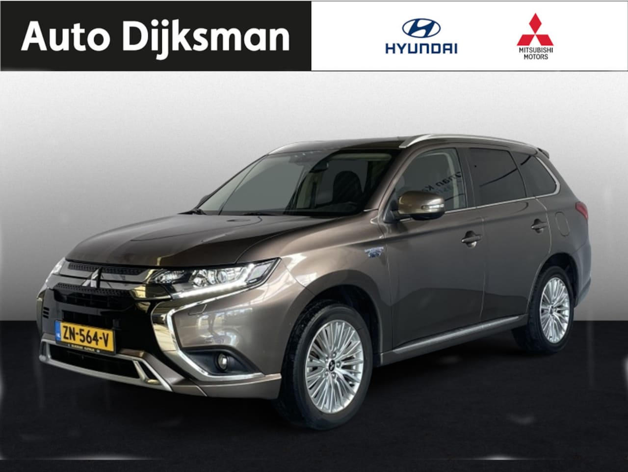 Mitsubishi Outlander - 2.4 PHEV Pure 2.4 PHEV Pure+ - AutoWereld.nl