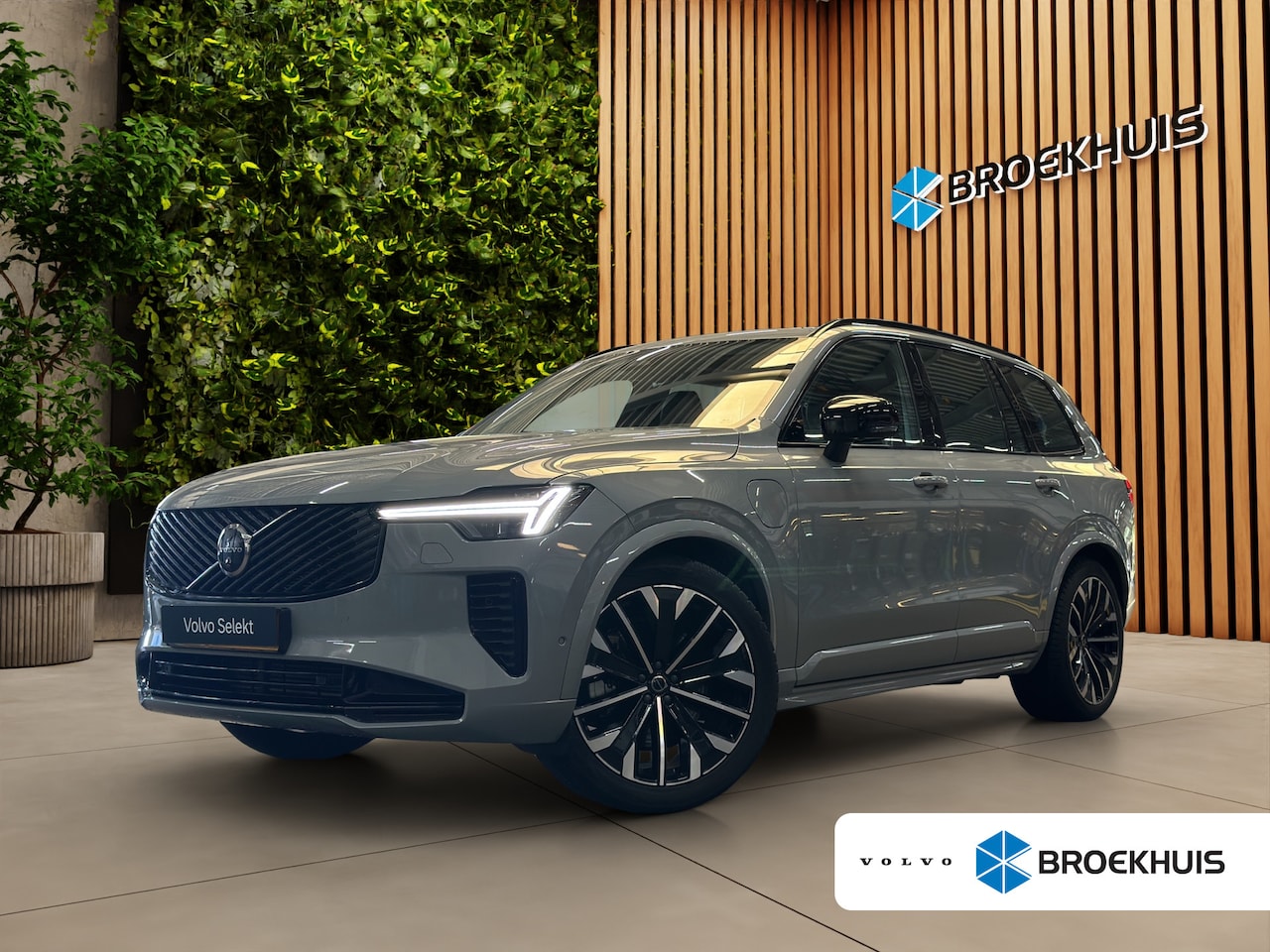 Volvo XC90 - 2.0 T8 Plug-in hybrid AWD Ultra Dark | Bowers&Wilkins | Luchtvering | Trekhaak | Massage | - AutoWereld.nl