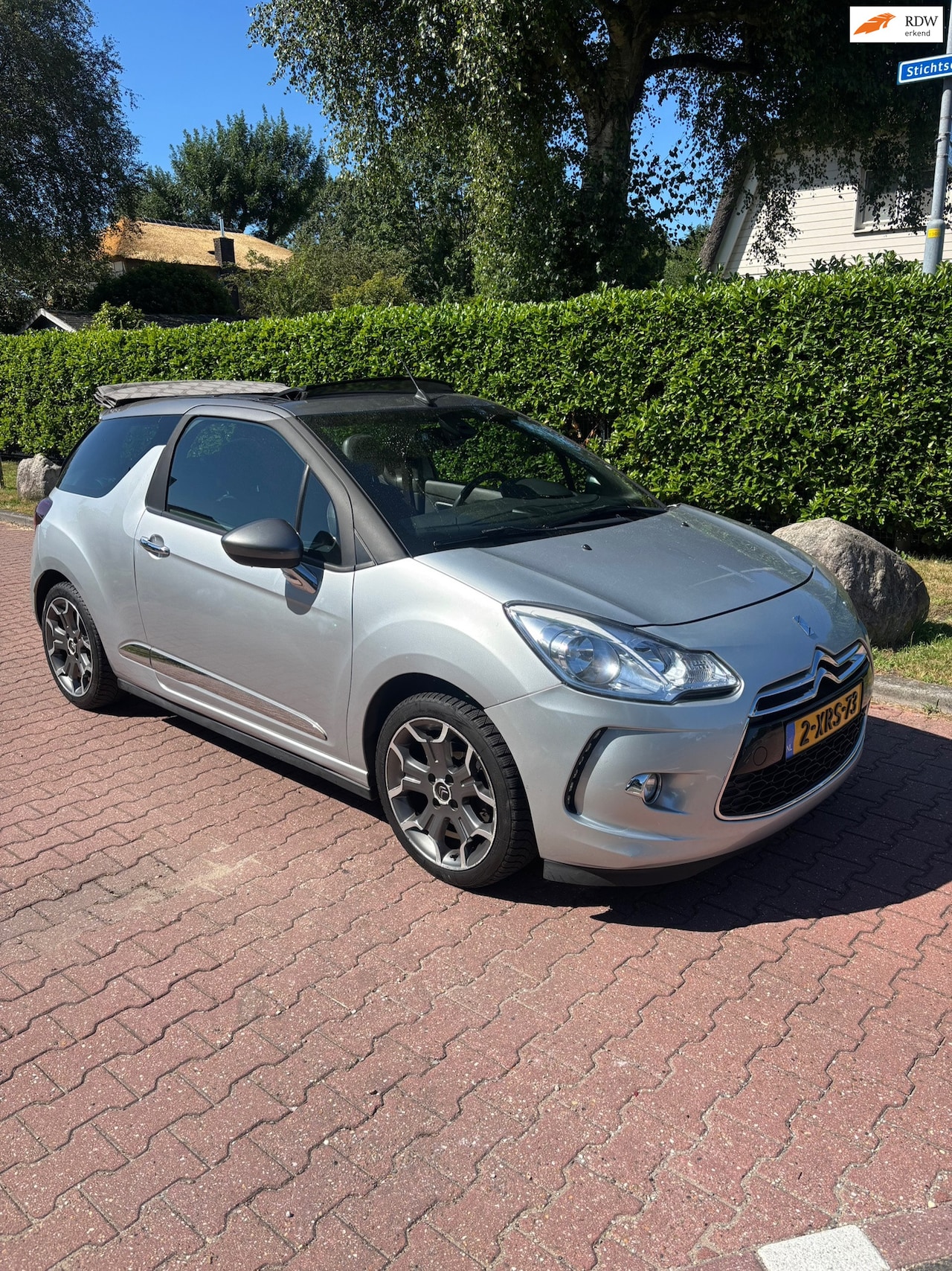 Citroën DS3 Cabrio - 1.6 THP Sport Chic CABRIO AIRCO LAGE KM! - AutoWereld.nl