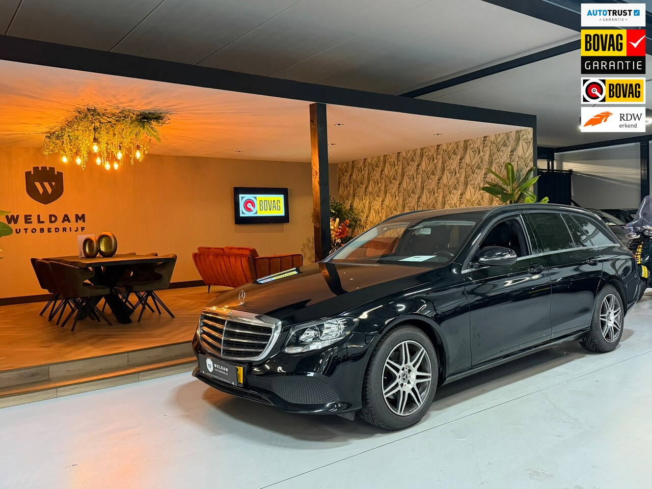 Mercedes-Benz E-klasse Estate - E 200 Business Solution|Automaat|Dealeronderhouden|Keyless|Camera|Elek. Achterklep|Rijklaa - AutoWereld.nl