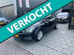 Opel Astra GTC - 1.6 Cosmo 1e Eigenaar Airco PDC NAP APK