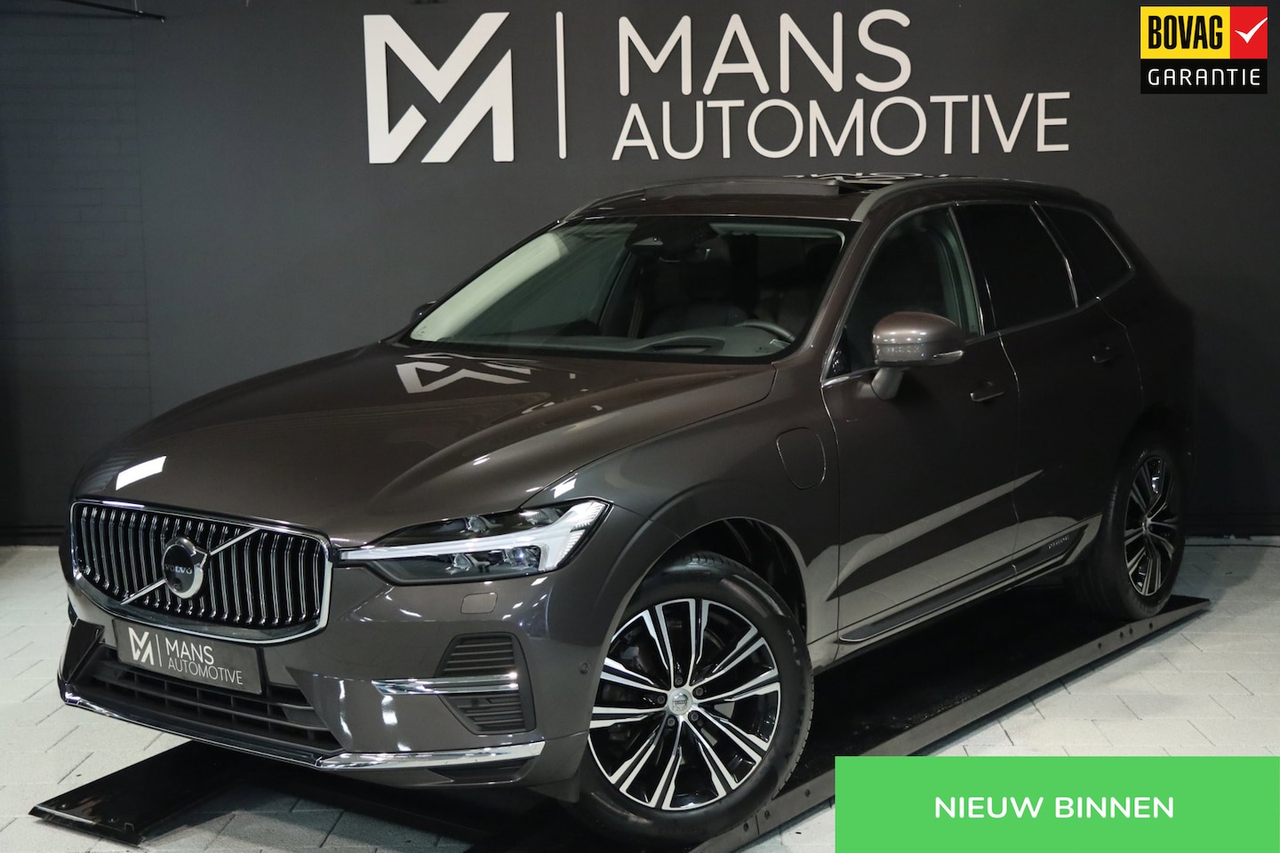 Volvo XC60 - 2.0 T6 Plug-in hybrid AWD Inscription Expression / PANO / HUD / H&K / ACC / 360 / KEYLESS - AutoWereld.nl